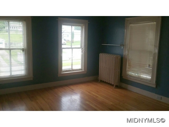 125 Loomis St, Little Falls, NY 13365