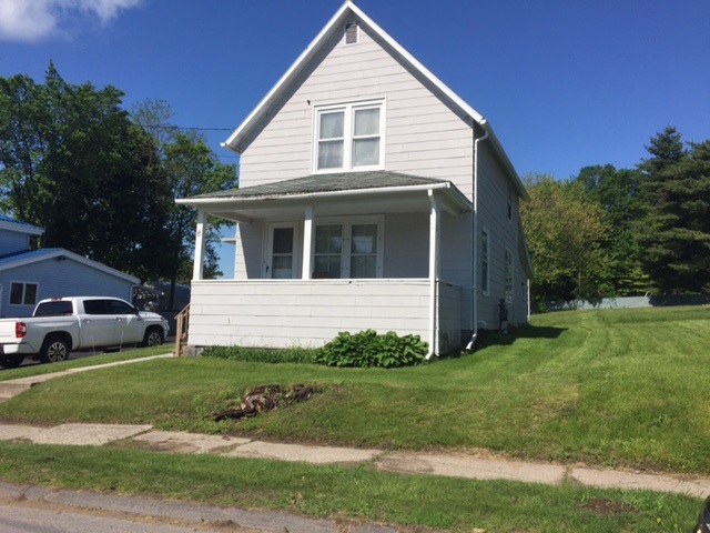 8 Pine Street, Massena, NY 13662