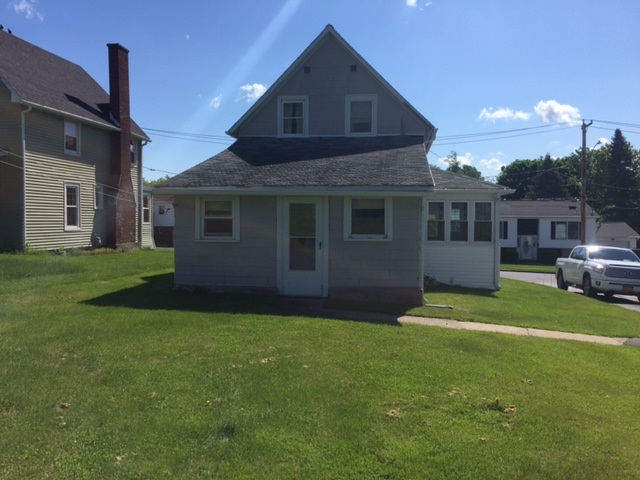 8 Pine Street, Massena, NY 13662