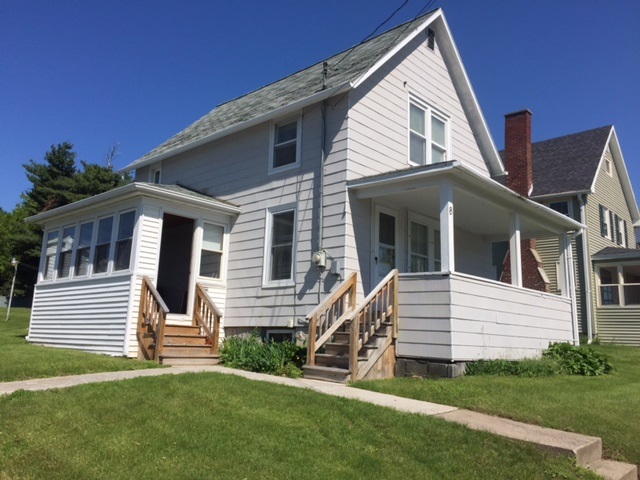 8 Pine Street, Massena, NY 13662