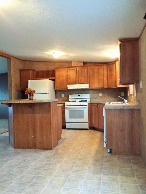 Applegrove MHC, LLC 3207 Pratt Road, Lot 73Batavia, NY 14020