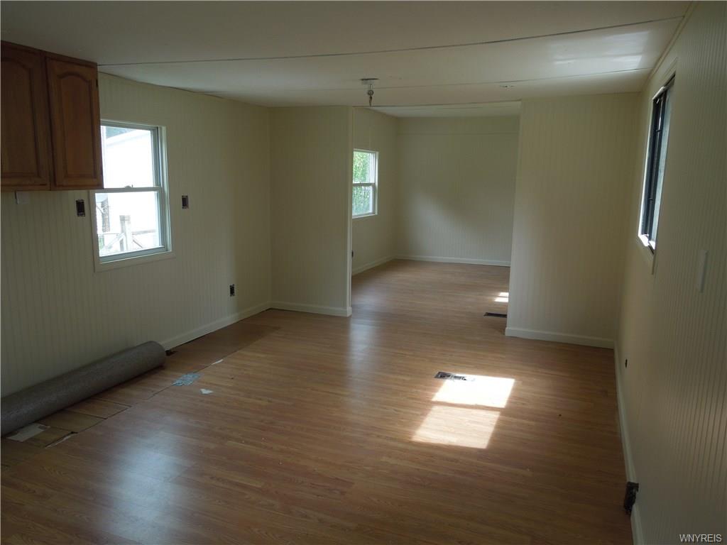 8427 N Lake Road, Pembroke, NY 14036
