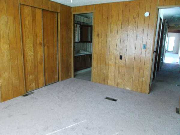Brook Gardens 69 South Whispering DriveHamburg, NY 14075