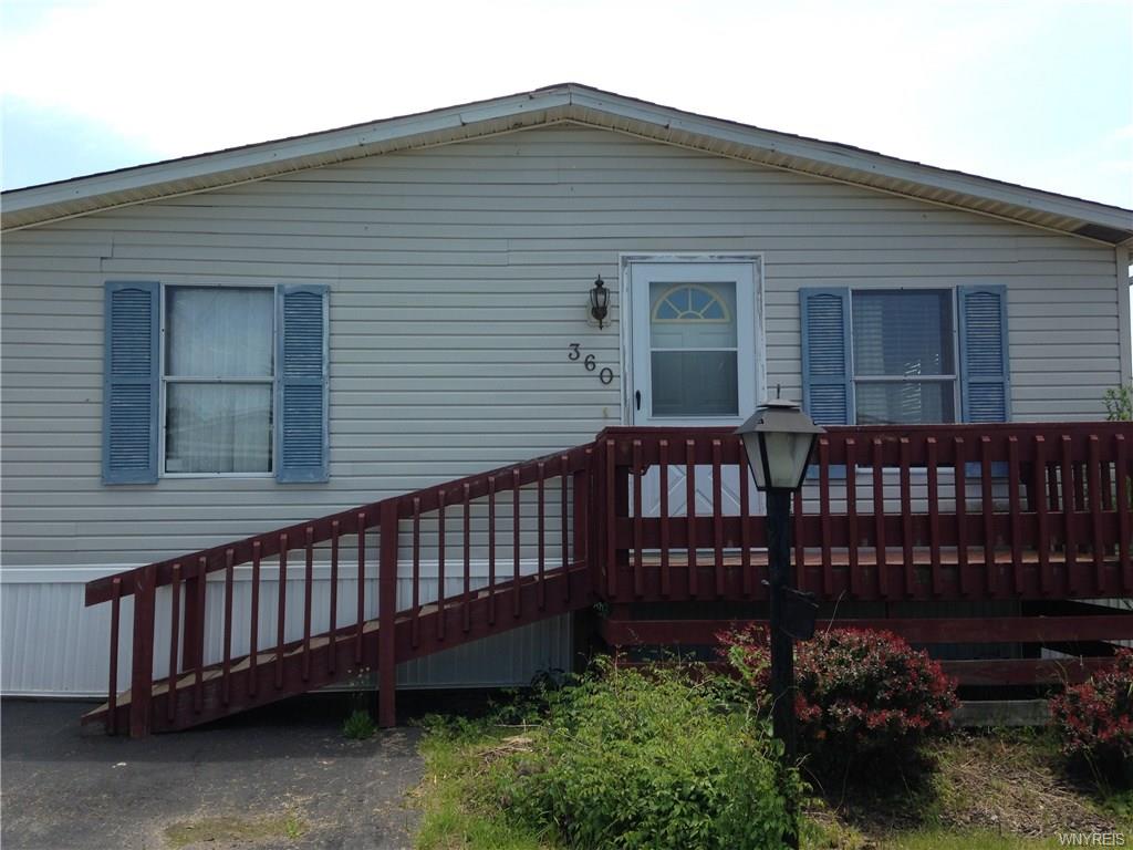 360 Birchwood Dr., Lockport, NY 14094