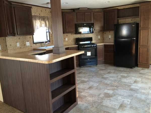 The Woodlands 14 Crestwood Ct. W.Lockport, NY 14094