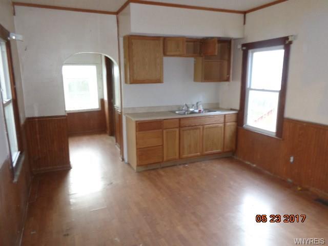 76 Davey Street, Buffalo, NY 14206