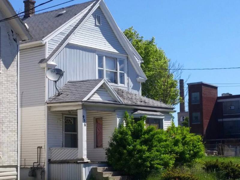 956 Northampton, Buffalo, NY 14211