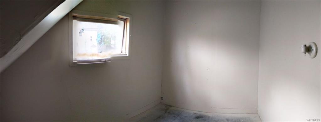 19 Moselle Street, Buffalo, NY 14211