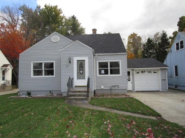 219 Kirkwood DrWest Seneca, NY, 14224Erie County