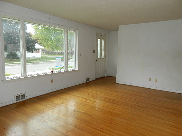 1531 97th StreetNiagara Falls, NY, 14304Niagara County