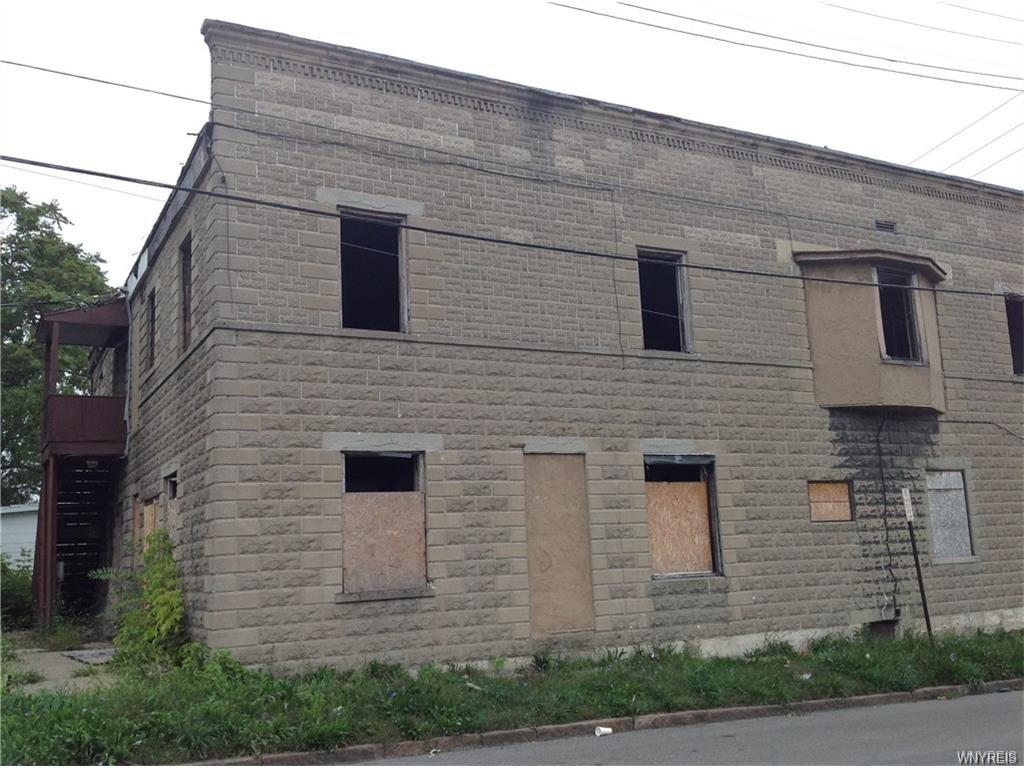 1669 Ontario Avenue, Niagara Falls, NY 14305