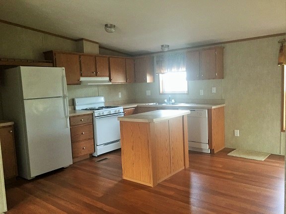 Prestige MHC, LLC 195 Spring RunClifton Springs, NY 14432