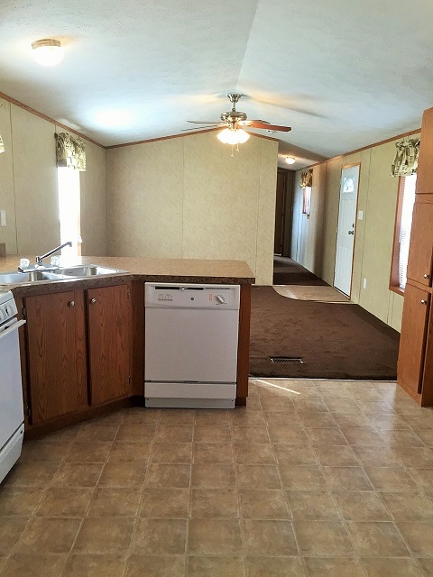 Hidden Creek MHC, LLC 516 Bankside DriveHamlin, NY 14464