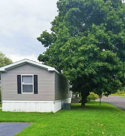 Hidden Creek MHC, LLC 2 Sandybrook DriveHamlin, NY 14464