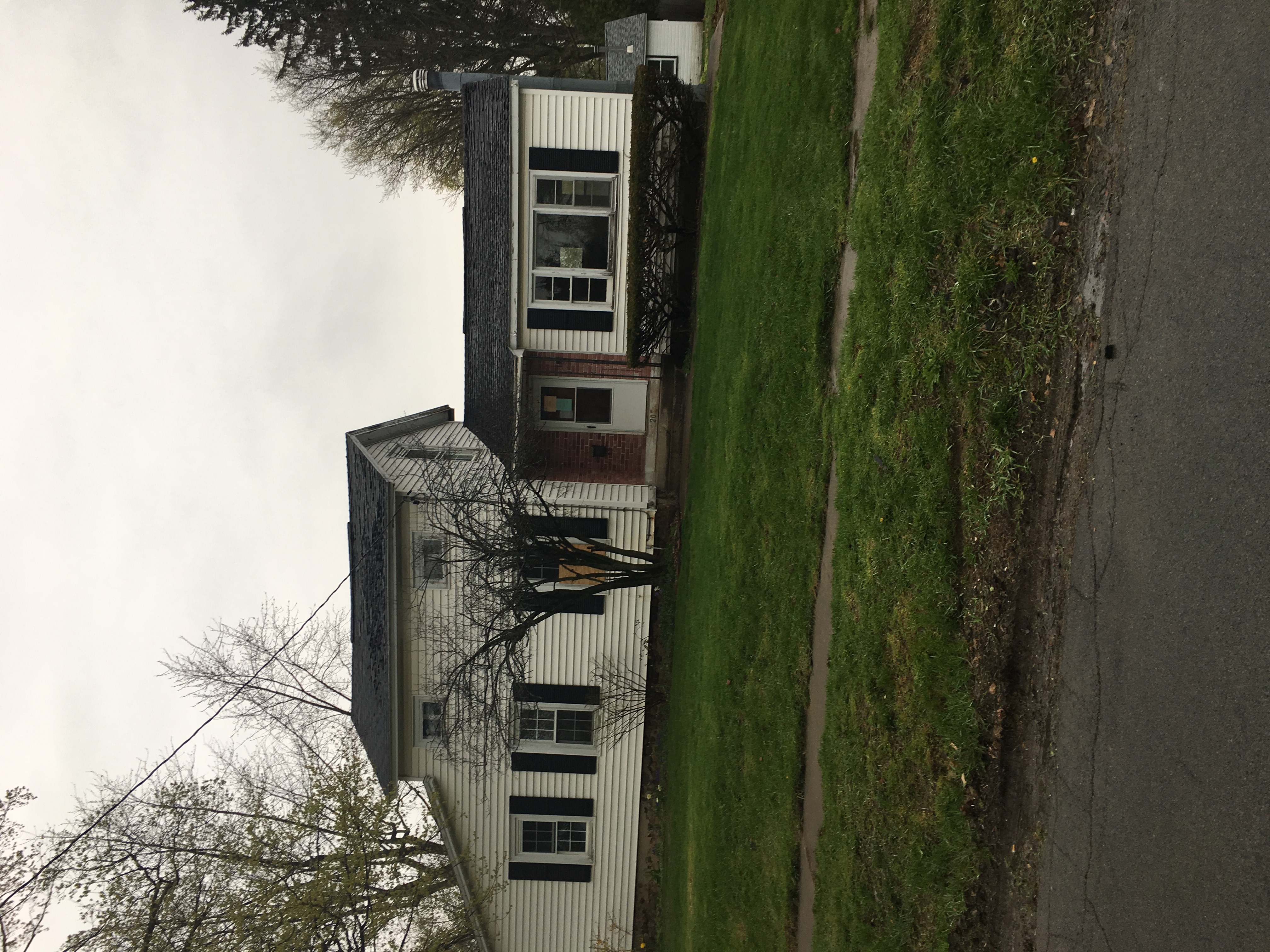205 Jefferson St, Newark, NY 14513