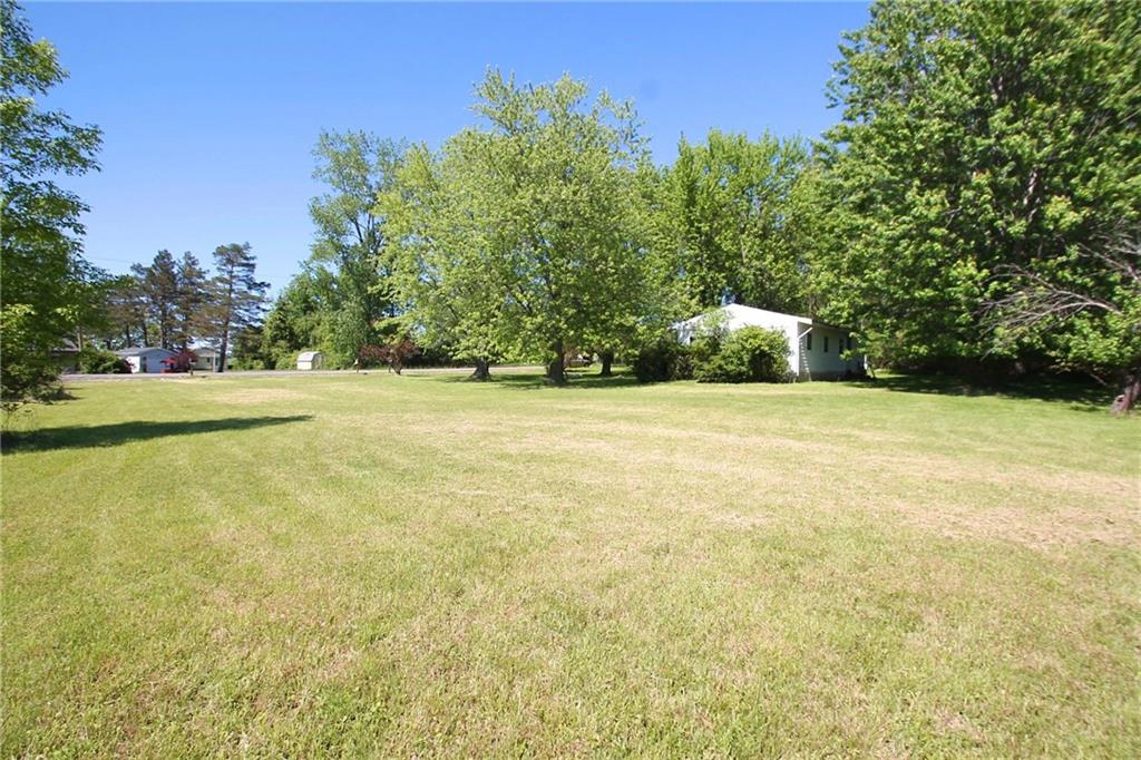 8172 East Bay Road, Huron, NY 14590