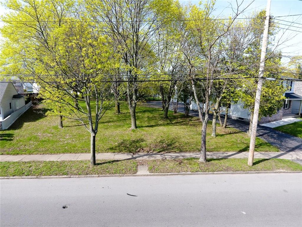 435 Waring Road, Rochester, NY 14609