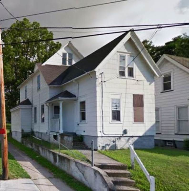 99 Dengler St, Rochester, NY 14611