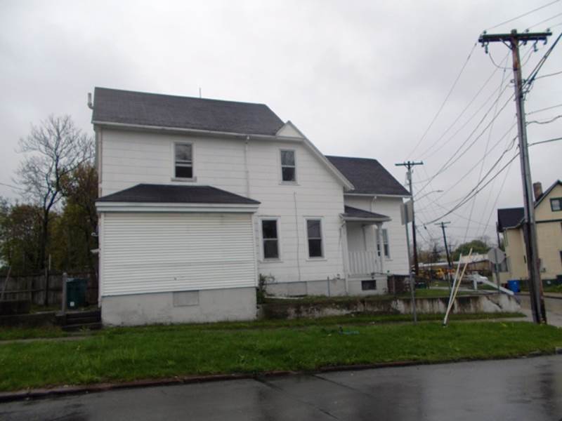 99 Dengler St, Rochester, NY 14611