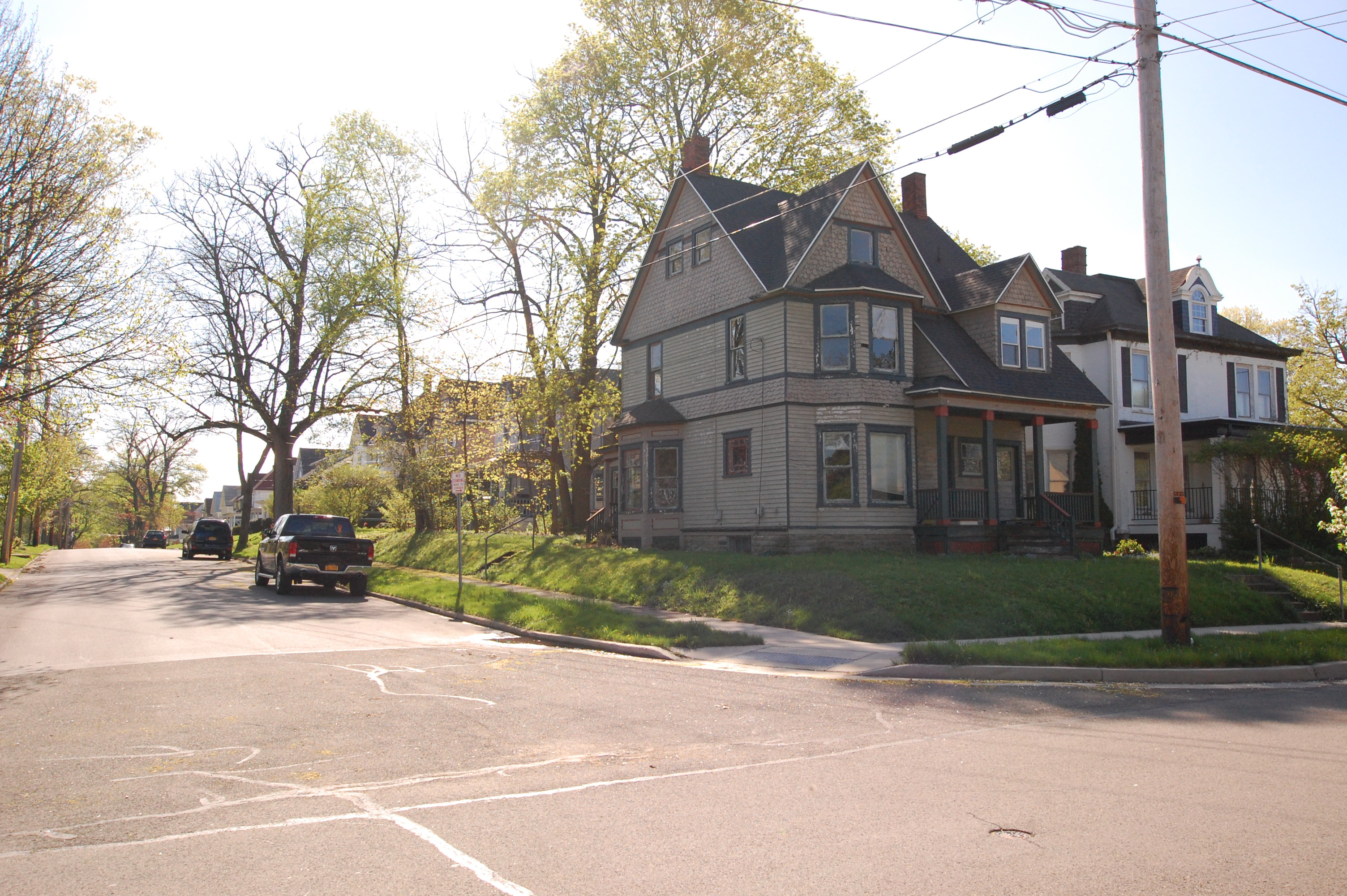 634-634 Lakeview Ave, Jamestown, NY 14701