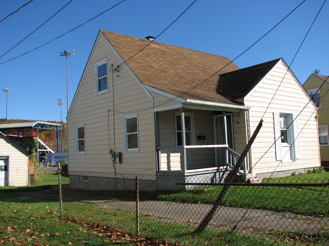 419 Charlesmont RdElmira, NY, 14904Chemung County