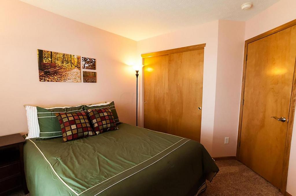 7844 Worley Drive, Blacklick, OH 43004