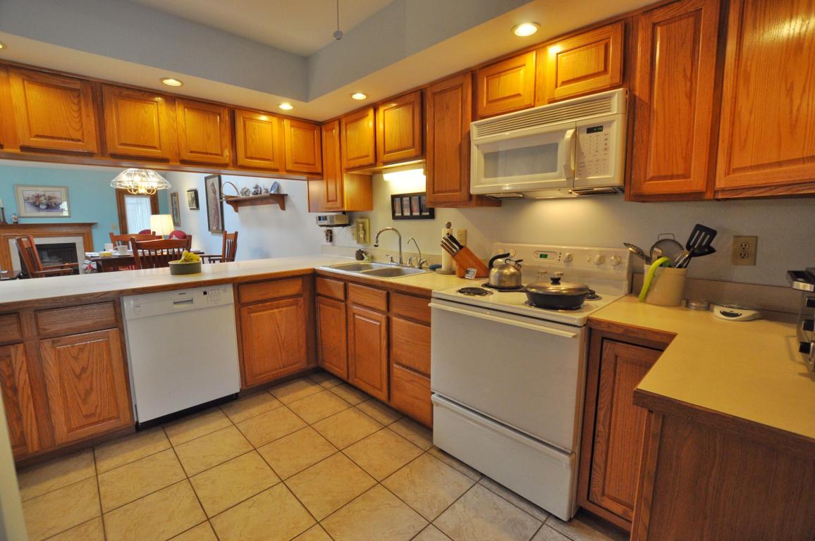 128 Hanover Court, Delaware, OH 43015