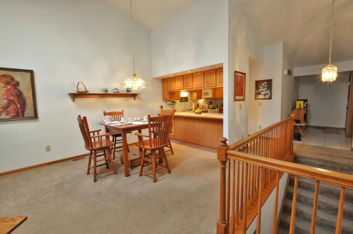 128 Hanover Court, Delaware, OH 43015