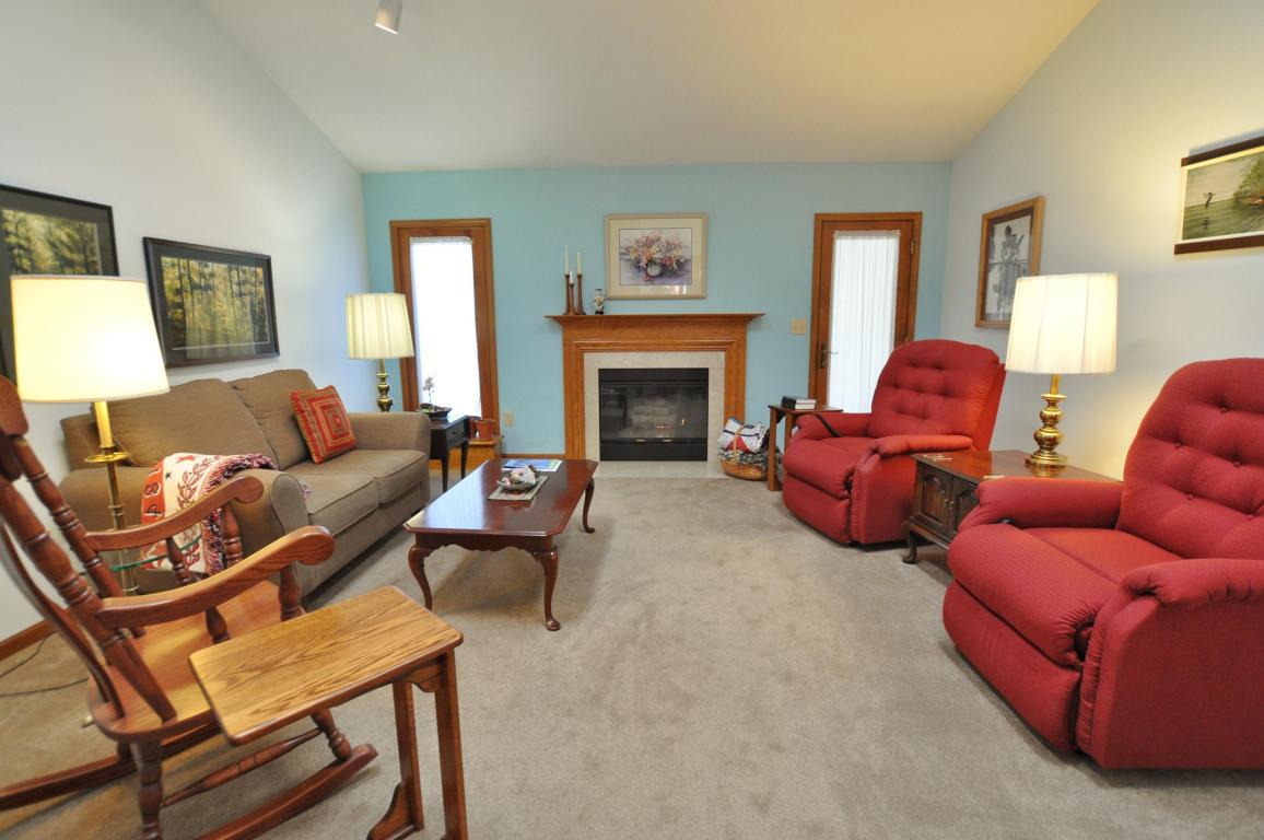 128 Hanover Court, Delaware, OH 43015