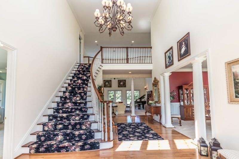 8008 Wingate Place, Delaware, OH 43015