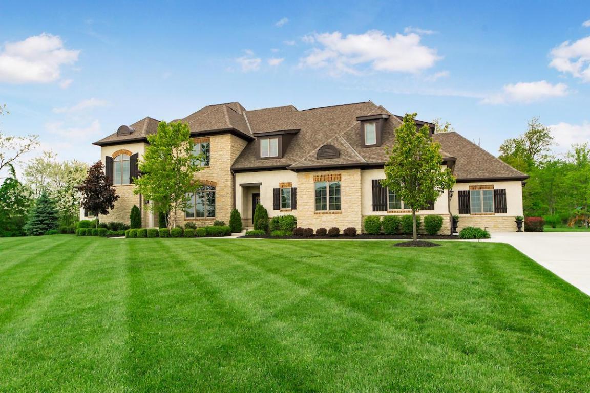 2023 Woodland Hall Drive, Delaware, OH 43015
