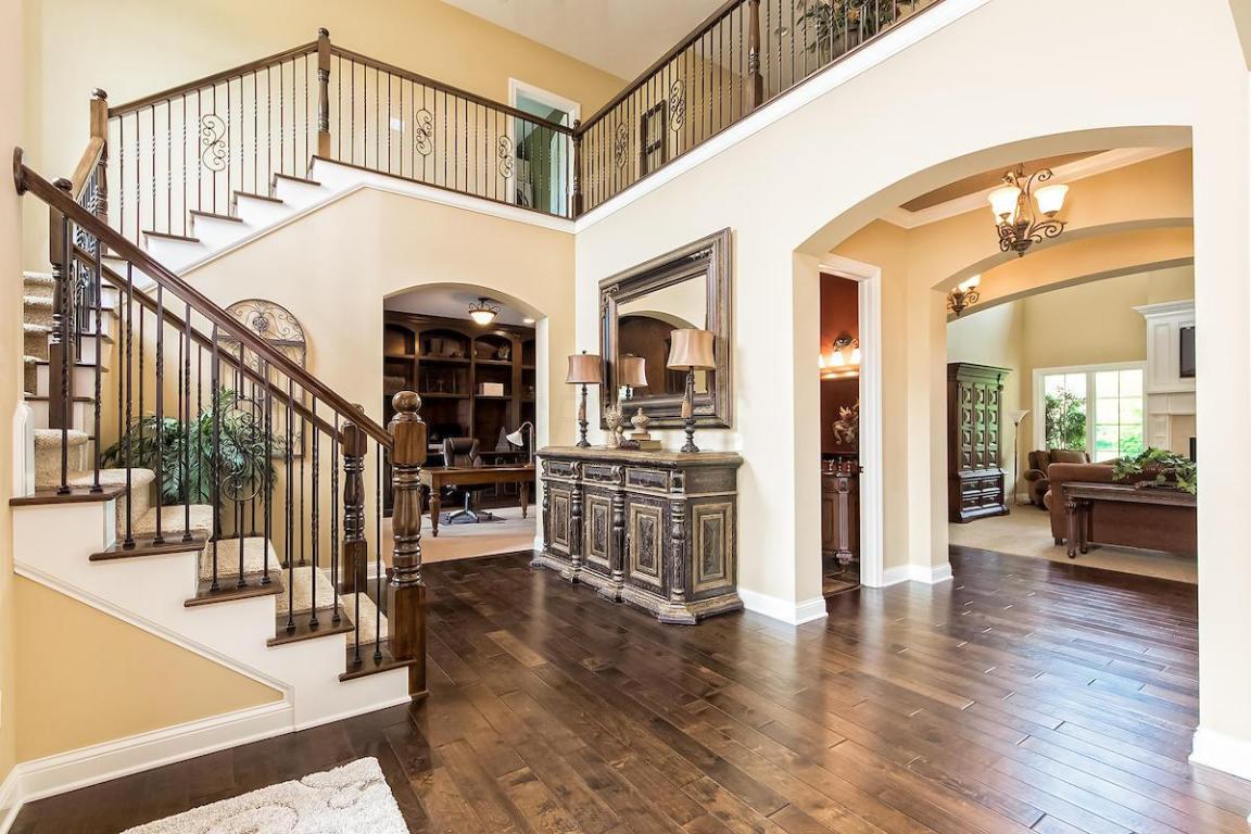 2023 Woodland Hall Drive, Delaware, OH 43015