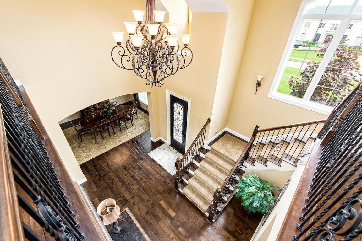 2023 Woodland Hall Drive, Delaware, OH 43015