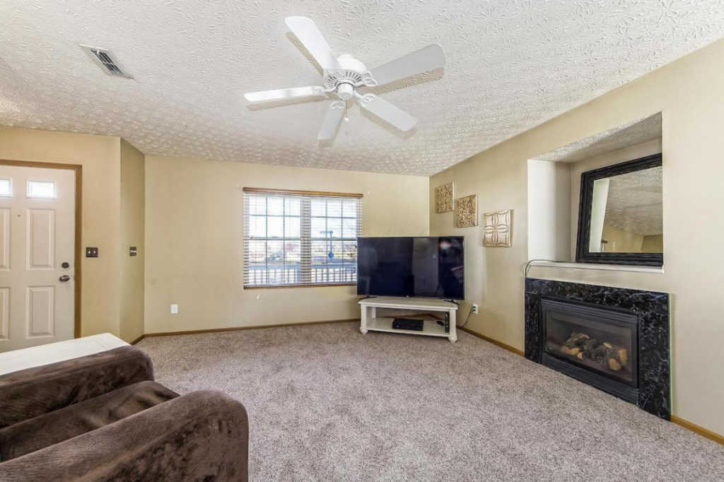 5523 Holly River Avenue, Dublin, OH 43016