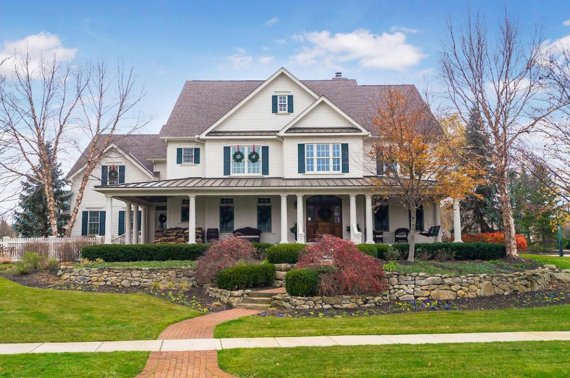6905 Macneil Drive, Dublin, OH 43017