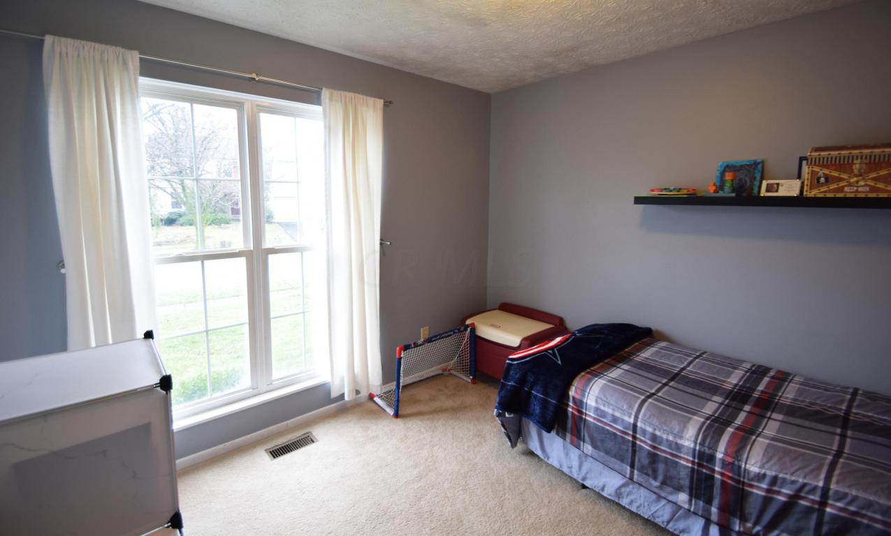 4326 Knickel Drive, Hilliard, OH 43026