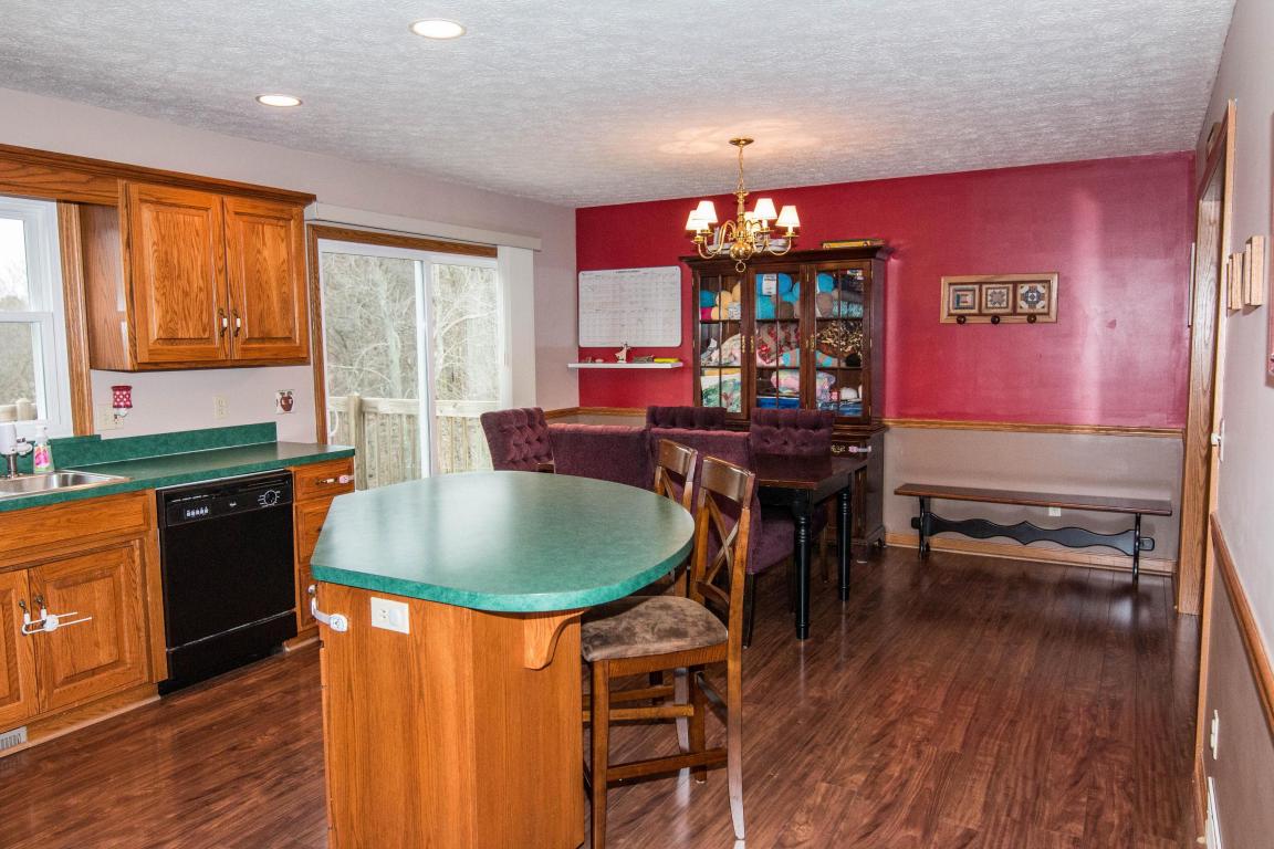3601 Apple Valley Drive, Howard, OH 43028