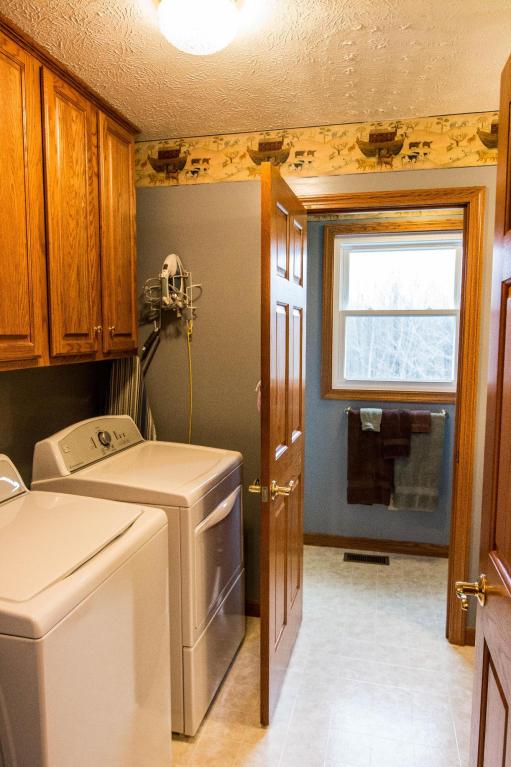 3601 Apple Valley Drive, Howard, OH 43028