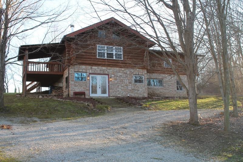 84 Royal Court, Howard, OH 43028