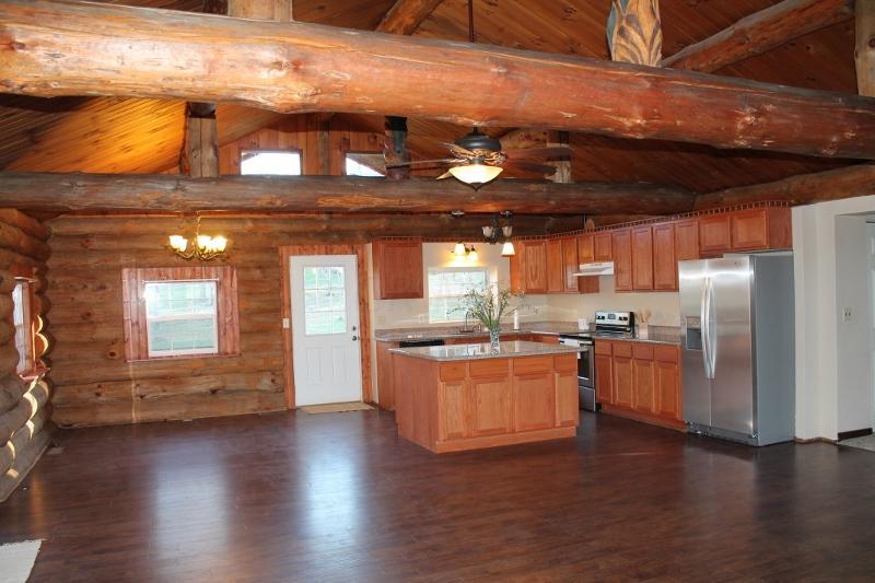 84 Royal Court, Howard, OH 43028