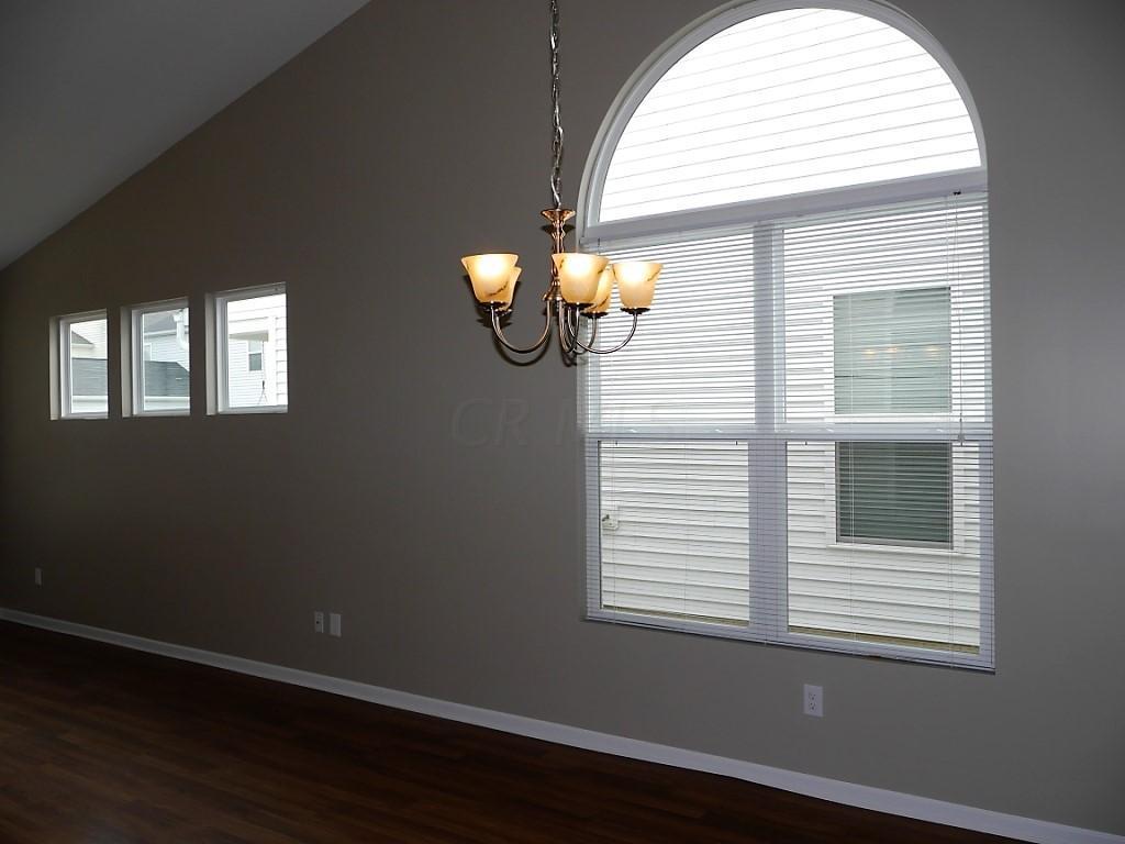 8699 Arrowtip Lane, Lewis Center, OH 43035