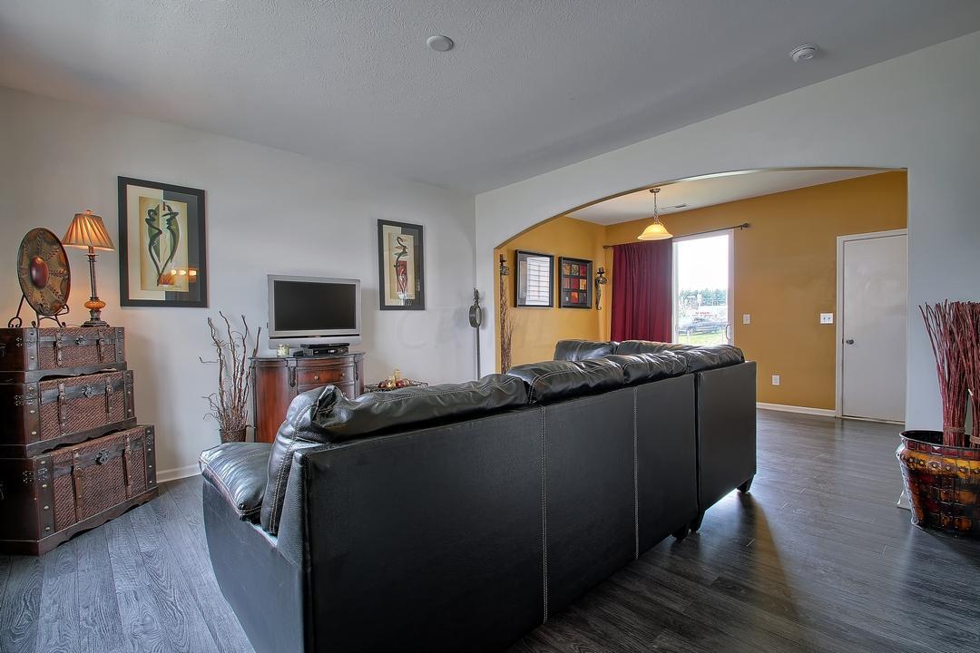 8691 Arrowtip Lane, Lewis Center, OH 43035