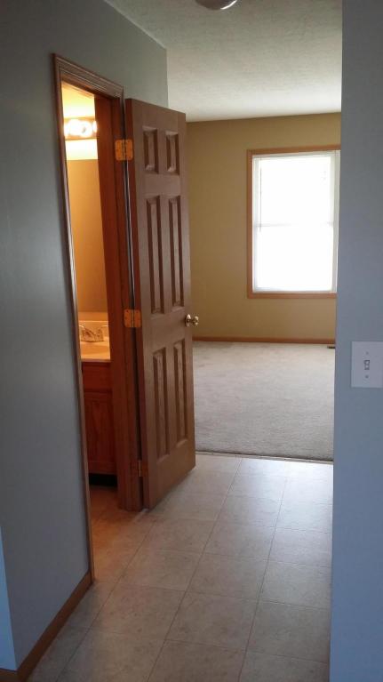 1496 S Wild Turkey Drive, Newark, OH 43055