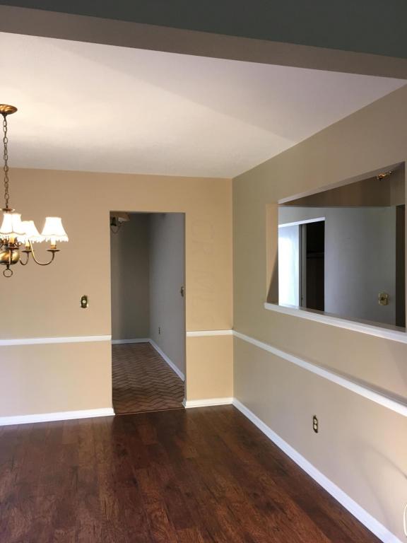 683 Dogwood Lane, Newark, OH 43055