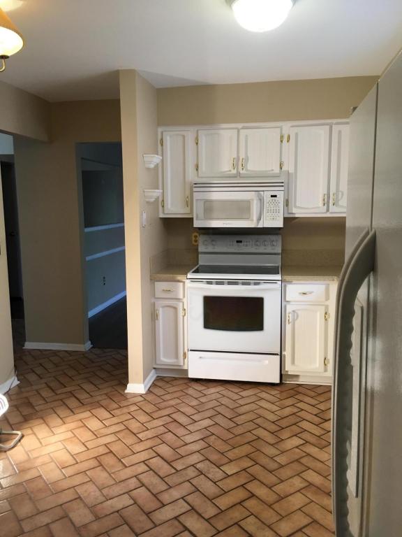 683 Dogwood Lane, Newark, OH 43055