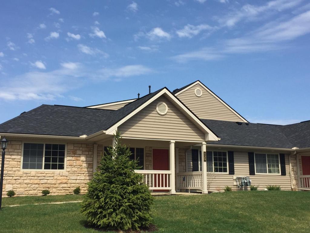 129 Hillview Court, Heath, OH 43056