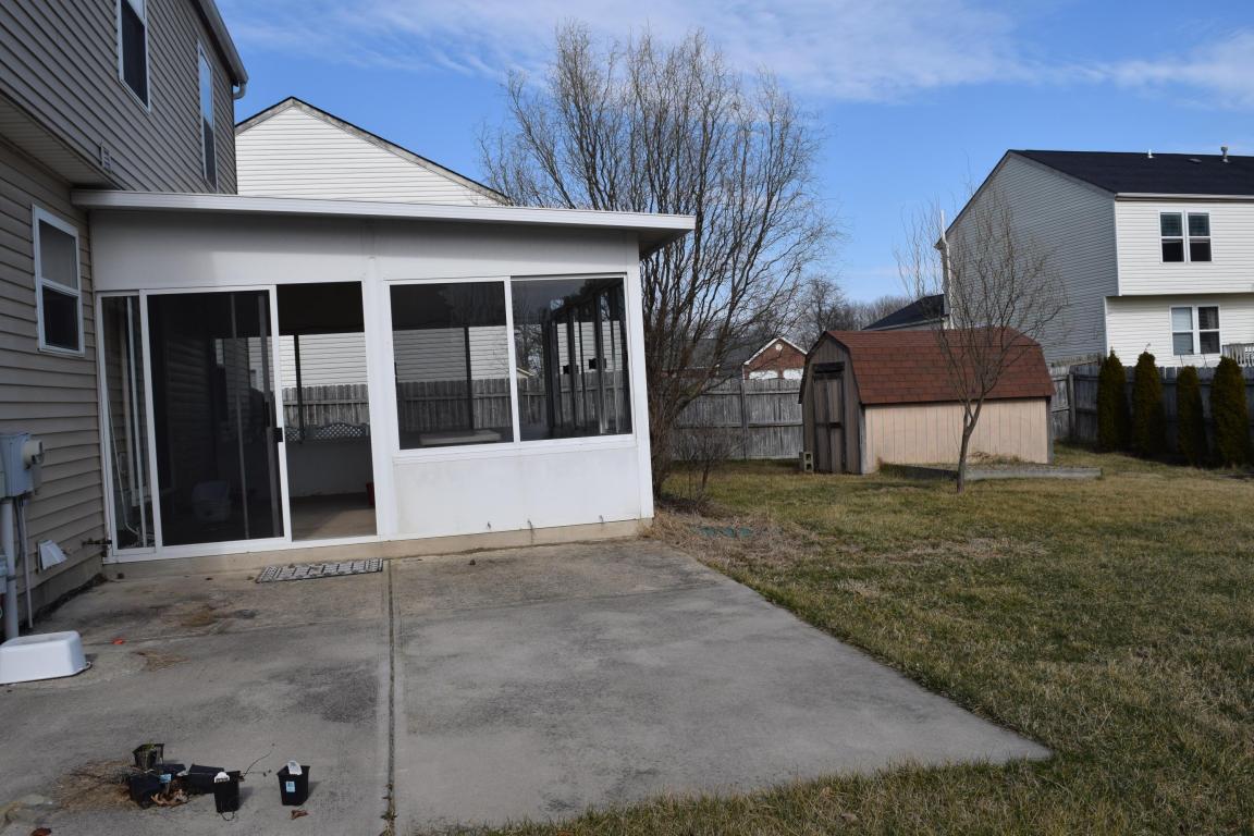 199 Monarch Drive, Pataskala, OH 43062
