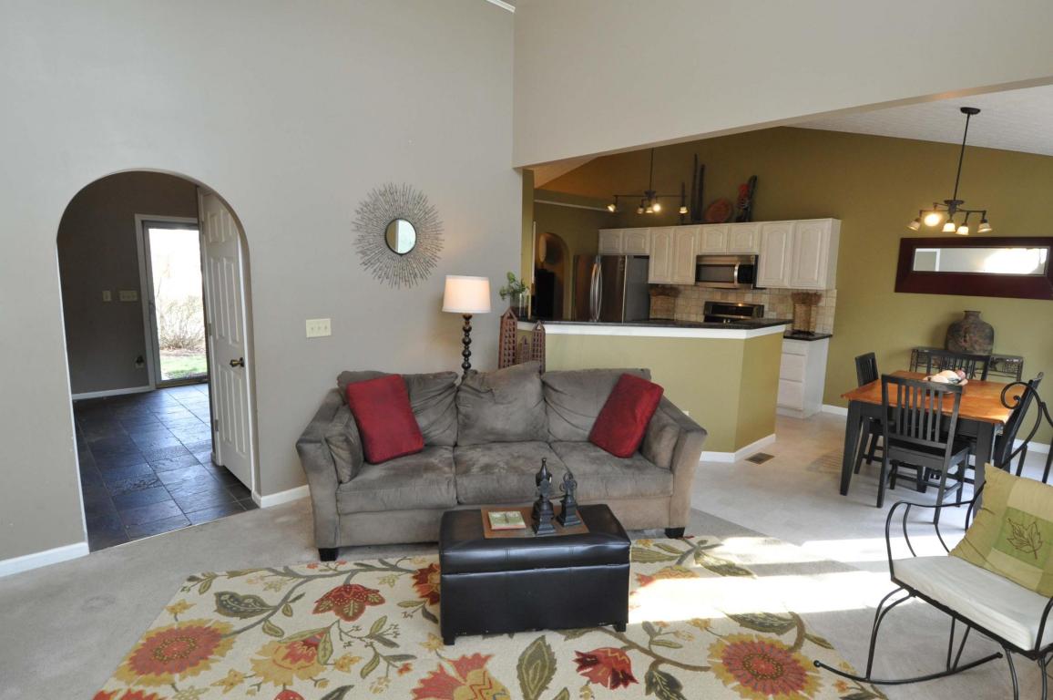 15 Bend View Drive, Pataskala, OH 43062