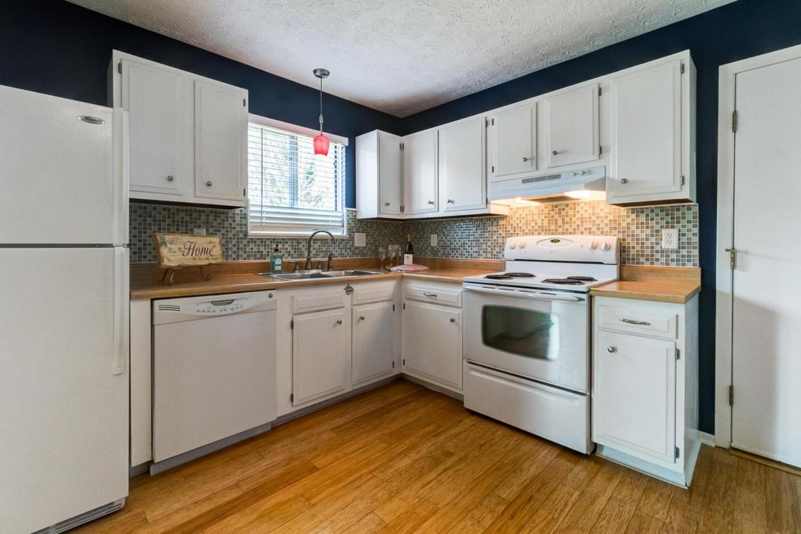8377 Covered Wagon Court, Powell, OH 43065