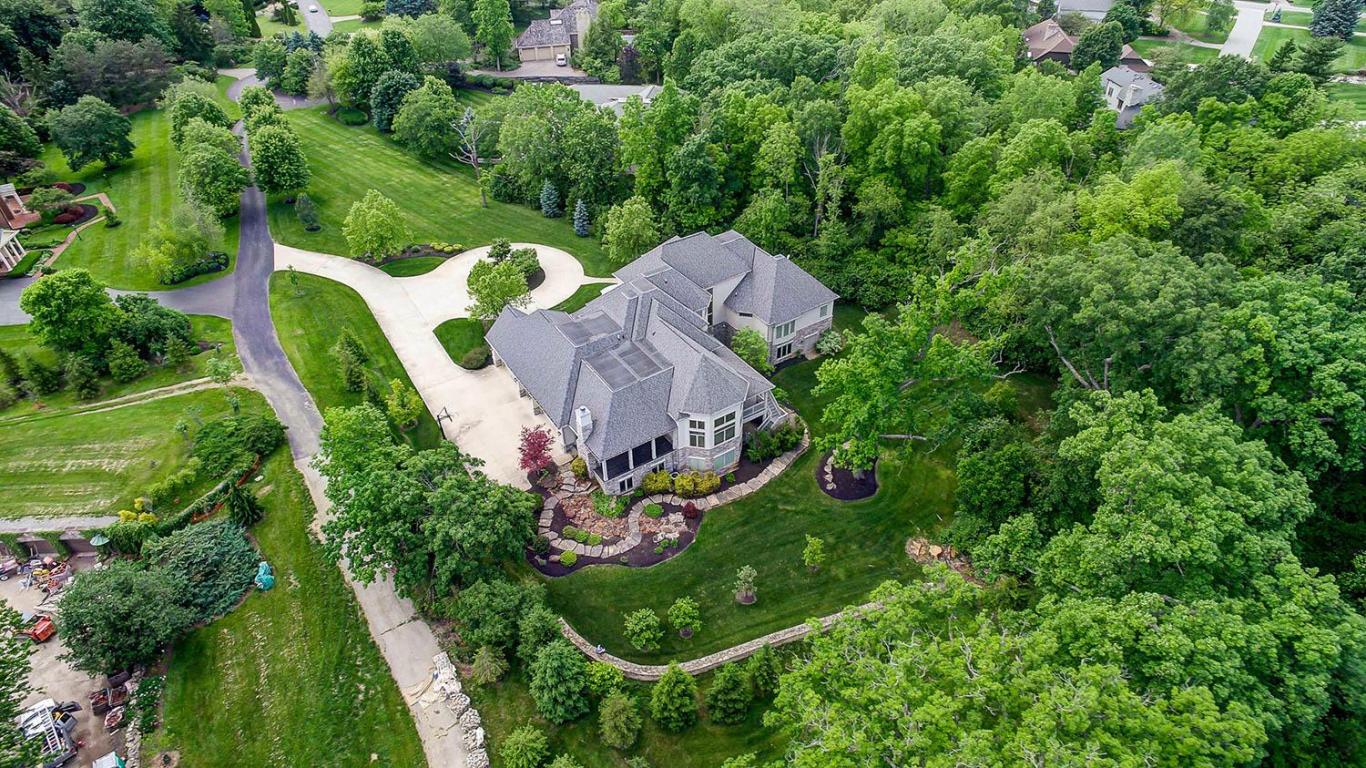 1602 Strathshire Hall Pl., Powell, OH 43065